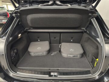 Mercedes-Benz EQA 350 AMG Line 4Matic Excellence Edition