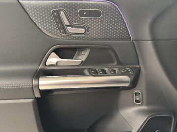 Mercedes-Benz EQA 350 AMG Line 4Matic Excellence Edition