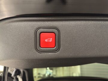 Alfa Romeo Junior 1.2 Ibrida Sky Q4