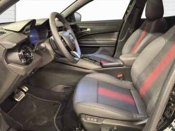 Alfa Romeo Junior 1.2 Ibrida Sky Q4