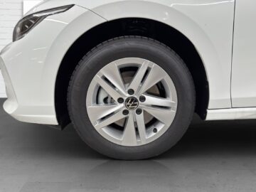 VW Golf VIII Variant 2.0 TDI Life DSG