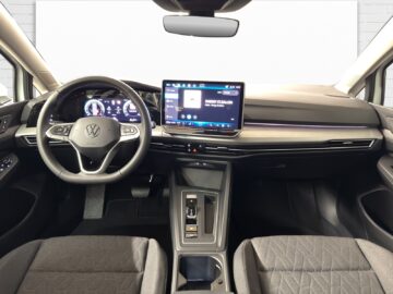 VW Golf VIII Variant 2.0 TDI Life DSG