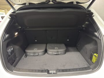 Mercedes-Benz GLA 250 e AMG Line EQ Hybrid Technology