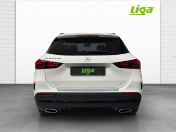 Mercedes-Benz GLA 250 e AMG Line EQ Hybrid Technology