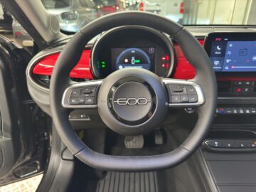 Fiat 600E Red