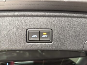 VW Touareg 3.0 V6 TSI PHEV R United