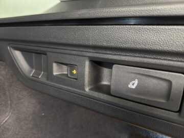 VW Passat Variant 2.0 TDI Business DSG