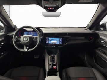 Alfa Romeo Junior 1.2 Ibrida Q4