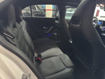 Mercedes-Benz A 250 AMG Line 4 Matic