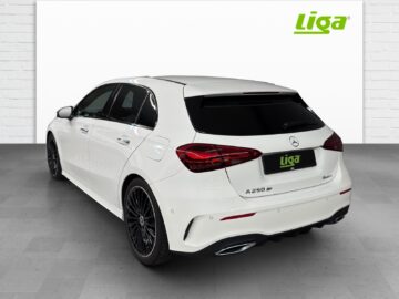 Mercedes-Benz A 250 AMG Line 4 Matic
