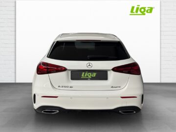 Mercedes-Benz A 250 AMG Line 4 Matic
