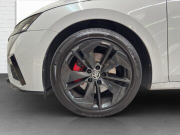 Skoda Octavia Combi 2.0 TDI RS 4×4 DSG