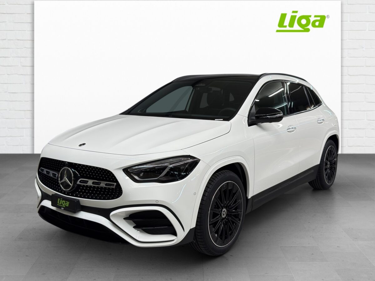 Mercedes-Benz GLA 200 AMG Line Night Star