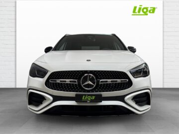 Mercedes-Benz GLA 200 AMG Line Night Star