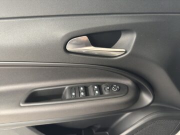 Alfa Romeo Junior 1.2 Ibrida Speciale