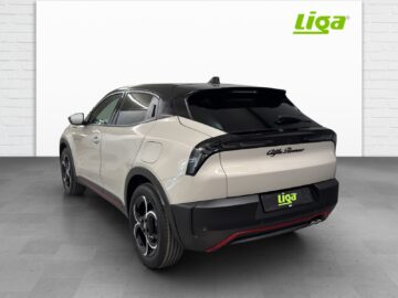 Alfa Romeo Junior 1.2 Ibrida Speciale