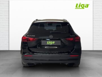 Mercedes-Benz GLA 250 AMG Line 4 Matic Swiss Star