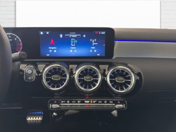 Mercedes-Benz A 220 d AMG Line