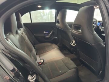 Mercedes-Benz A 220 d AMG Line