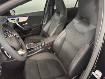 Mercedes-Benz A 220 d AMG Line