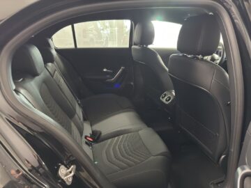 Mercedes-Benz A 200 Advanced Plus Night Star