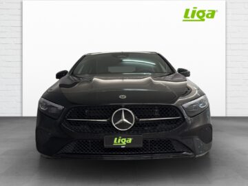 Mercedes-Benz A 200 Advanced Plus Night Star