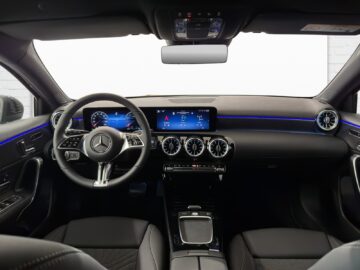 Mercedes-Benz A 200 Advanced Plus Night Star