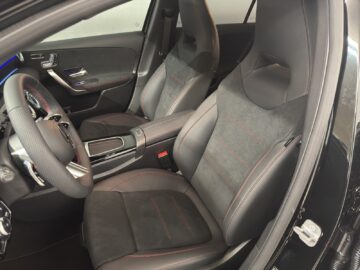 Mercedes-Benz A 200 AMG Line Night Star